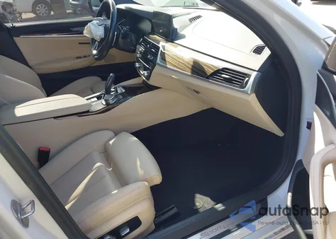 2020 BMW 530I из США, поврежденный, VIN WBAJR3C08LCE08370